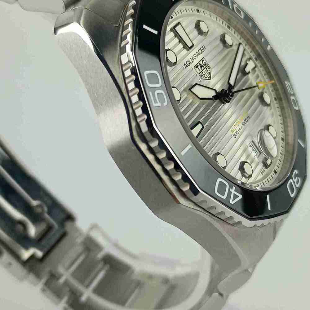 TAG Heuer Aquaracer Professional 300 Caliber 5 WBP201C.BA0632 Men's Watch wit... - Picture 5 of 10